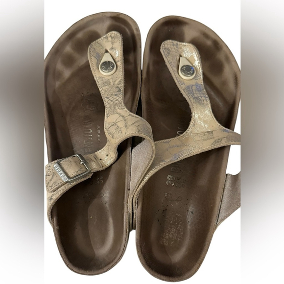BIRKENSTOCK Woman’s Gizeh Sandal - Picture 4 of 8